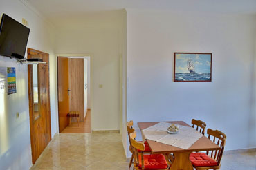 living room, dining room, TV