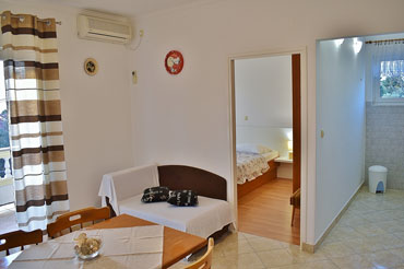 living room, dining room, TV